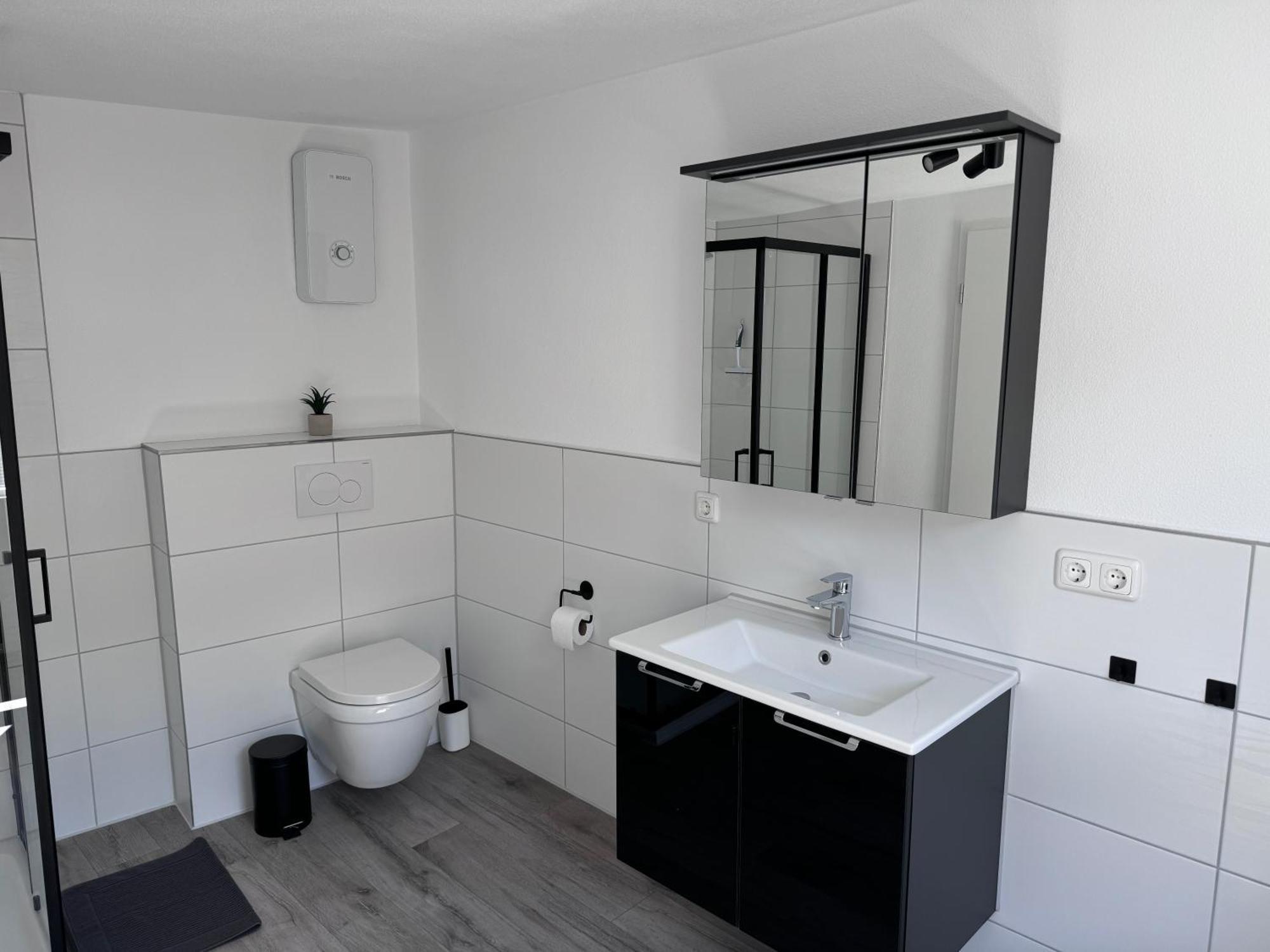Ferienwohnung Direkt An Der Mosel Im Zentrum Von Zell 외부 사진