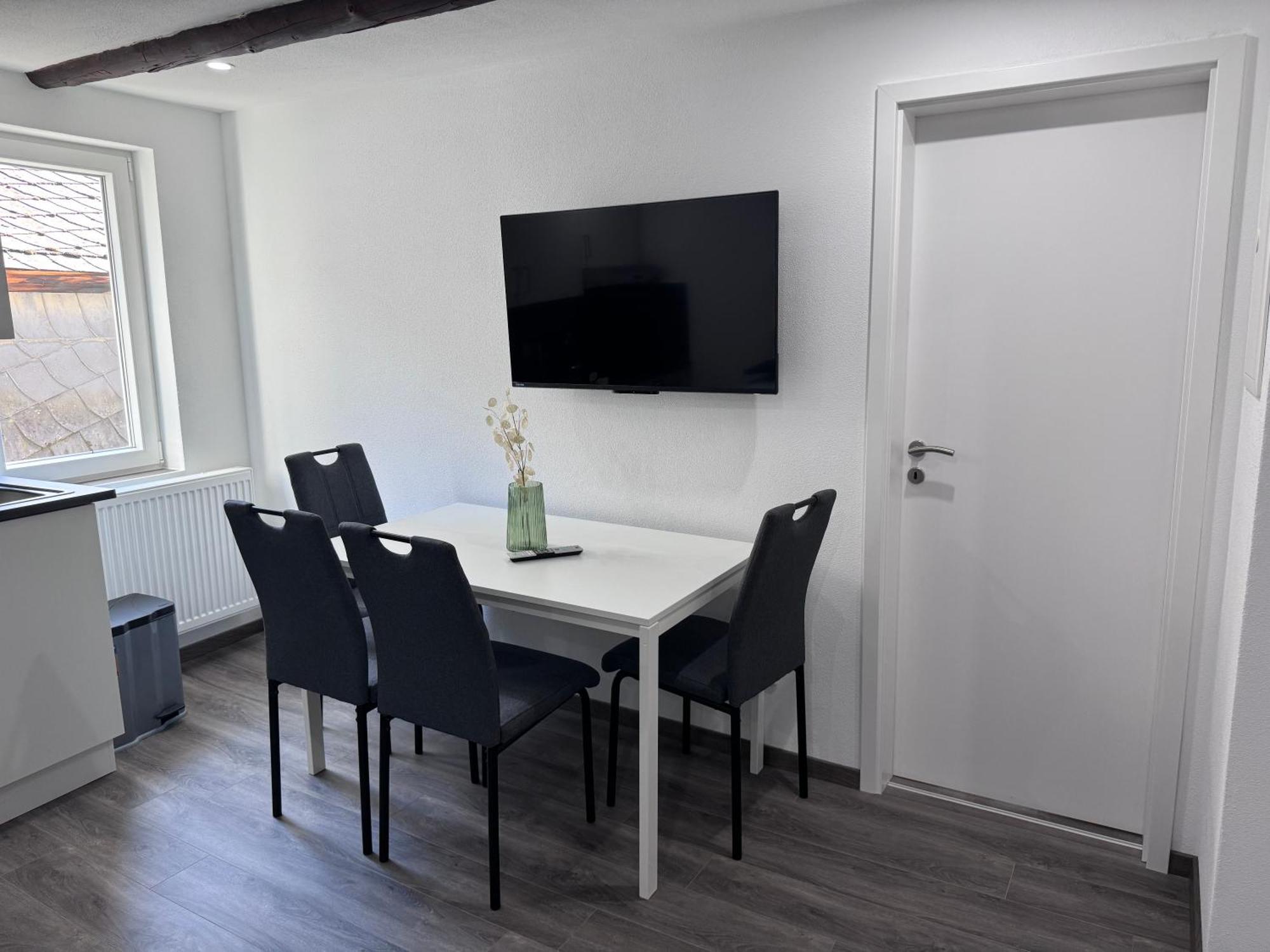 Ferienwohnung Direkt An Der Mosel Im Zentrum Von Zell 외부 사진